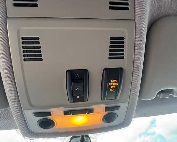 БМВ Х1 2012 в Львове на Automoto.ua Синий БМВ Х1, объемом двигателя 2 л и пробегом 142 тыс. км за 13800 $, фото 26 на Automoto.ua