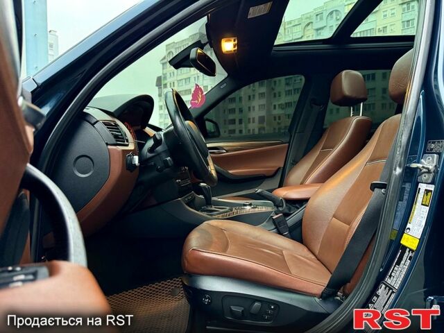 Синий БМВ Х1, объемом двигателя 3 л и пробегом 201 тыс. км за 12000 $, фото 8 на Automoto.ua