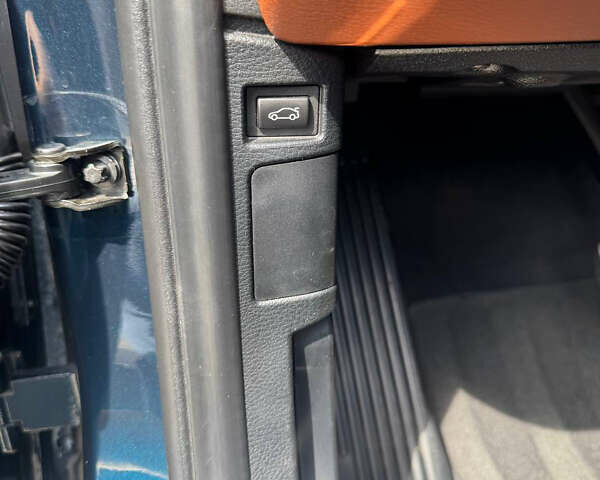 БМВ Х1 2012 в Львове на Automoto.ua Синий БМВ Х1, объемом двигателя 2 л и пробегом 142 тыс. км за 13800 $, фото 24 на Automoto.ua