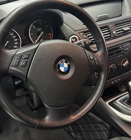 Синий БМВ Х1, объемом двигателя 2 л и пробегом 114 тыс. км за 14000 $, фото 6 на Automoto.ua