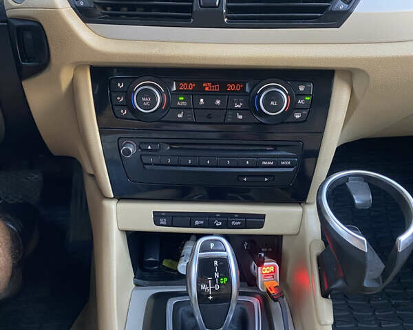 Синий БМВ Х1, объемом двигателя 2 л и пробегом 155 тыс. км за 11500 $, фото 12 на Automoto.ua