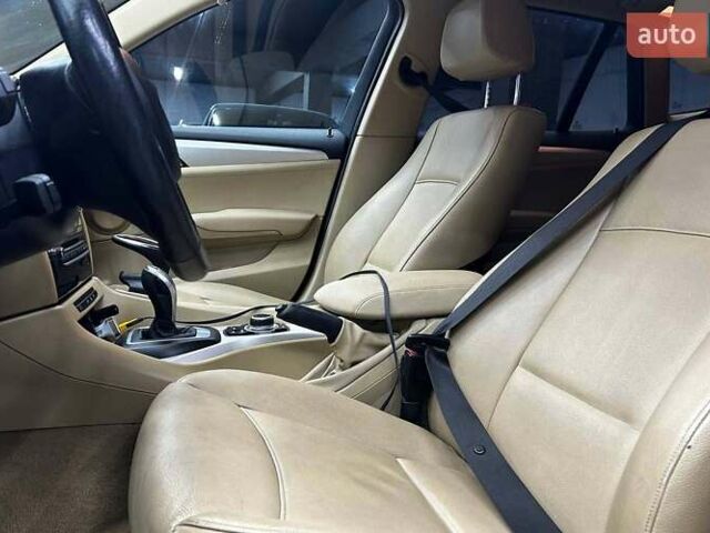 Синій БМВ Х1, об'ємом двигуна 2 л та пробігом 155 тис. км за 12800 $, фото 9 на Automoto.ua