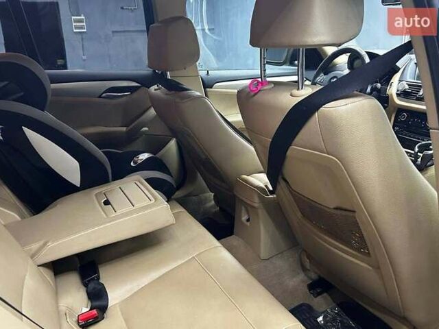 Синій БМВ Х1, об'ємом двигуна 2 л та пробігом 155 тис. км за 12800 $, фото 14 на Automoto.ua