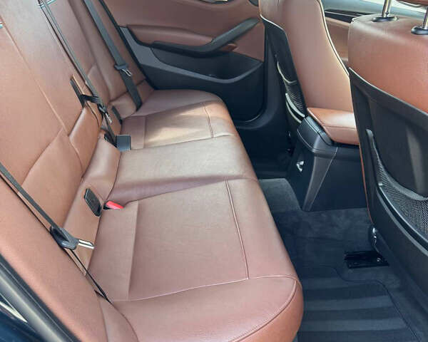 БМВ Х1 2012 в Львове на Automoto.ua Синий БМВ Х1, объемом двигателя 2 л и пробегом 142 тыс. км за 13800 $, фото 13 на Automoto.ua