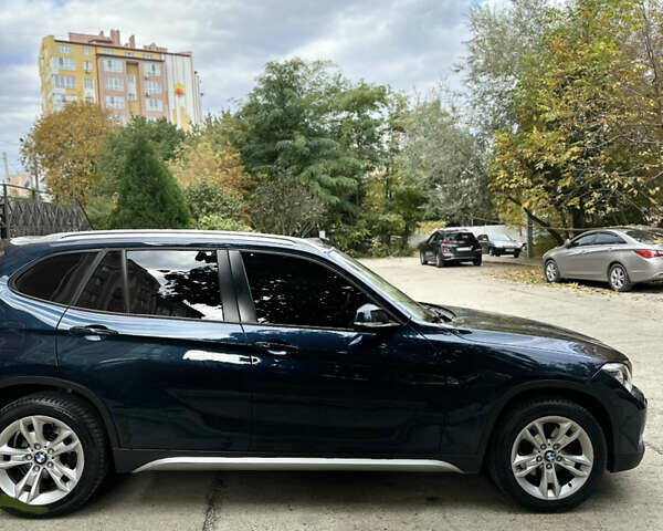 БМВ Х1 2012 у Чернівцях на Automoto.ua Синій БМВ Х1, об'ємом двигуна 2 л та пробігом 189 тис. км за 12900 $, фото 6 на Automoto.ua