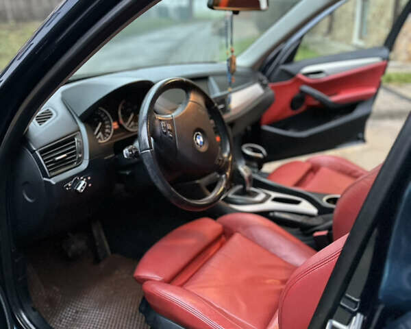 Синій БМВ Х1, об'ємом двигуна 2 л та пробігом 253 тис. км за 12700 $, фото 19 на Automoto.ua