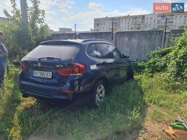 Синий БМВ Х1, объемом двигателя 2 л и пробегом 50 тыс. км за 6000 $, фото 3 на Automoto.ua