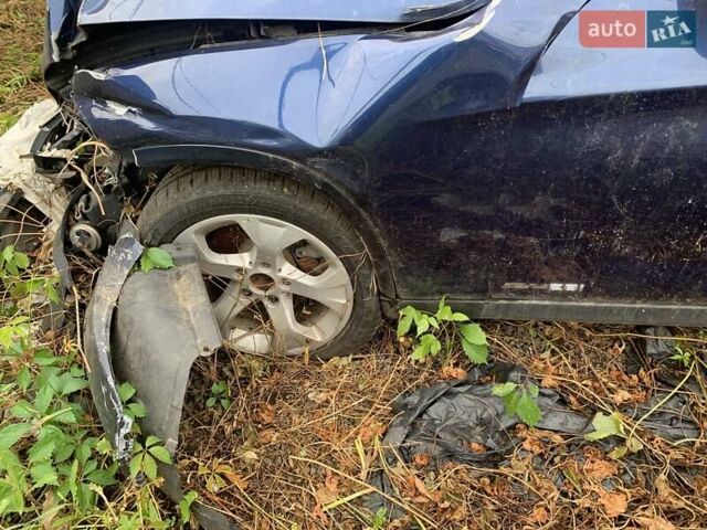 Синий БМВ Х1, объемом двигателя 2 л и пробегом 50 тыс. км за 6000 $, фото 26 на Automoto.ua