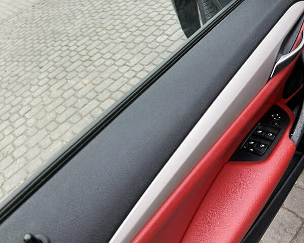 Синій БМВ Х1, об'ємом двигуна 2 л та пробігом 253 тис. км за 12700 $, фото 28 на Automoto.ua