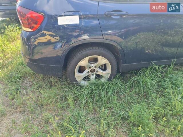 Синий БМВ Х1, объемом двигателя 2 л и пробегом 50 тыс. км за 6000 $, фото 9 на Automoto.ua