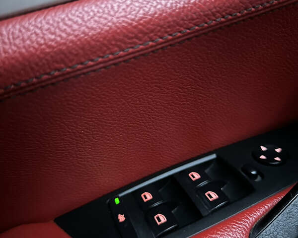 Синій БМВ Х1, об'ємом двигуна 2 л та пробігом 253 тис. км за 12700 $, фото 24 на Automoto.ua