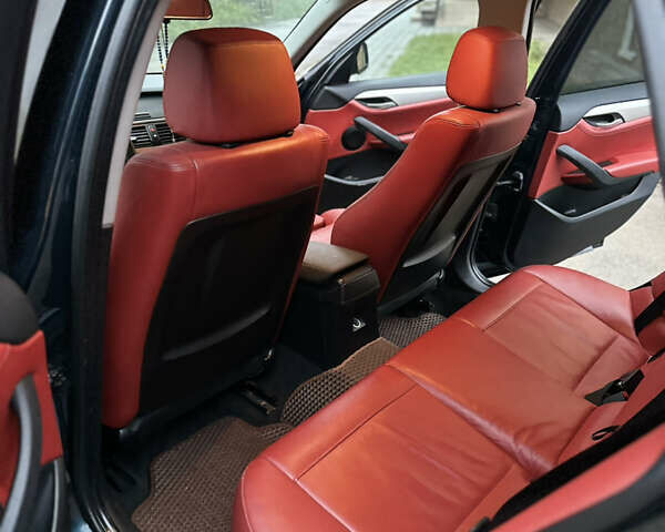 Синій БМВ Х1, об'ємом двигуна 2 л та пробігом 253 тис. км за 12700 $, фото 18 на Automoto.ua