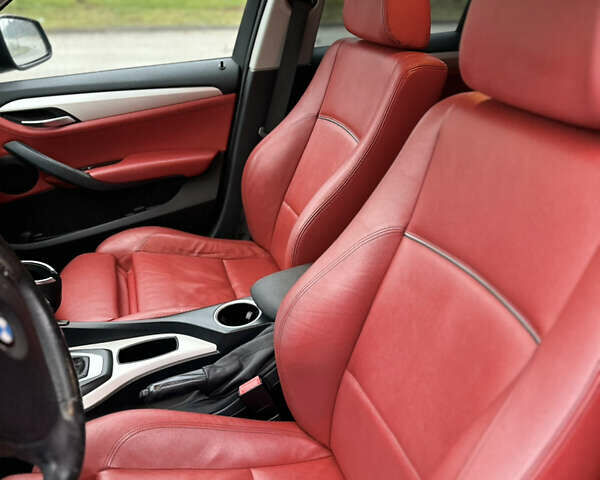 Синій БМВ Х1, об'ємом двигуна 2 л та пробігом 253 тис. км за 12700 $, фото 7 на Automoto.ua