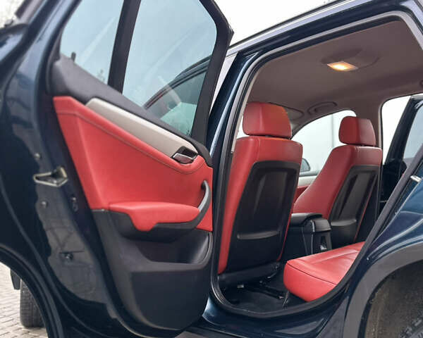 Синій БМВ Х1, об'ємом двигуна 2 л та пробігом 253 тис. км за 12700 $, фото 15 на Automoto.ua