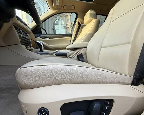 Синий БМВ Х1, объемом двигателя 2 л и пробегом 150 тыс. км за 13880 $, фото 19 на Automoto.ua