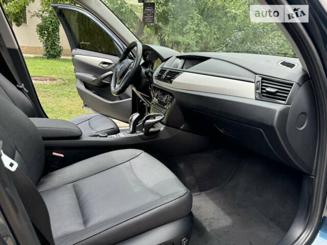 Синій БМВ Х1, об'ємом двигуна 2 л та пробігом 179 тис. км за 10800 $, фото 68 на Automoto.ua