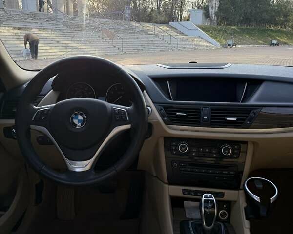 Синий БМВ Х1, объемом двигателя 2 л и пробегом 150 тыс. км за 13880 $, фото 27 на Automoto.ua