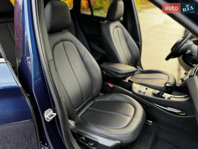БМВ Х1 2015 в Южноукраинске на Automoto.ua Синий БМВ Х1, объемом двигателя 2 л и пробегом 141 тыс. км за 17200 $, фото 16 на Automoto.ua