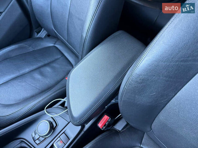 Синий БМВ Х1, объемом двигателя 2 л и пробегом 330 тыс. км за 15500 $, фото 30 на Automoto.ua