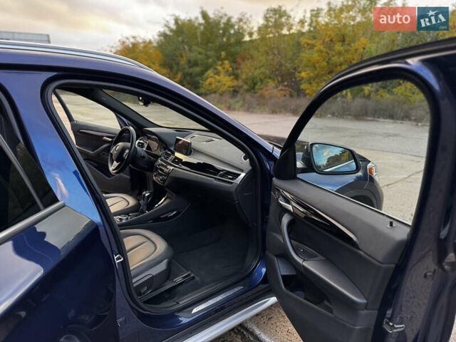 БМВ Х1 2015 в Южноукраинске на Automoto.ua Синий БМВ Х1, объемом двигателя 2 л и пробегом 141 тыс. км за 17200 $, фото 15 на Automoto.ua
