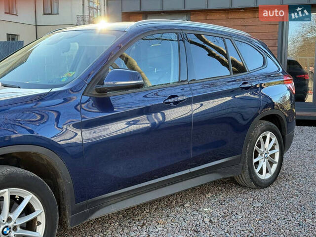 Синий БМВ Х1, объемом двигателя 2 л и пробегом 330 тыс. км за 15500 $, фото 3 на Automoto.ua