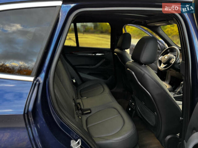 БМВ Х1 2015 в Южноукраинске на Automoto.ua Синий БМВ Х1, объемом двигателя 2 л и пробегом 141 тыс. км за 17200 $, фото 18 на Automoto.ua
