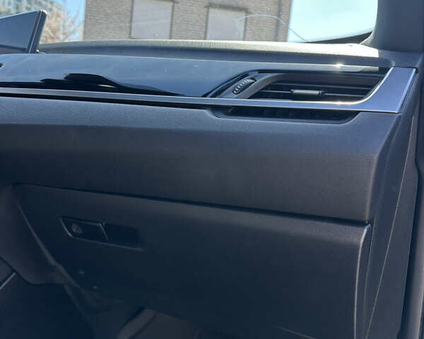 Синій БМВ Х1, об'ємом двигуна 2 л та пробігом 162 тис. км за 19900 $, фото 46 на Automoto.ua