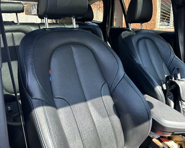 Синій БМВ Х1, об'ємом двигуна 2 л та пробігом 162 тис. км за 19900 $, фото 44 на Automoto.ua