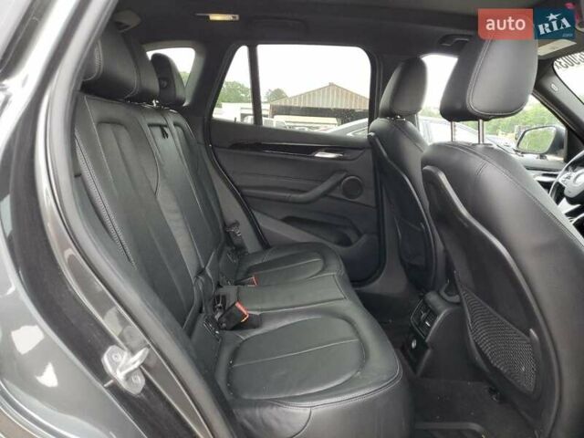 Синий БМВ Х1, объемом двигателя 2 л и пробегом 142 тыс. км за 3400 $, фото 10 на Automoto.ua