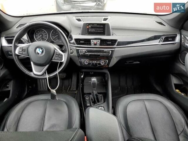 Синий БМВ Х1, объемом двигателя 2 л и пробегом 142 тыс. км за 3400 $, фото 7 на Automoto.ua