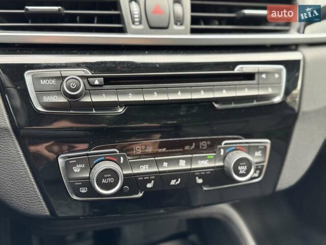 Синий БМВ Х1, объемом двигателя 2 л и пробегом 85 тыс. км за 17400 $, фото 17 на Automoto.ua
