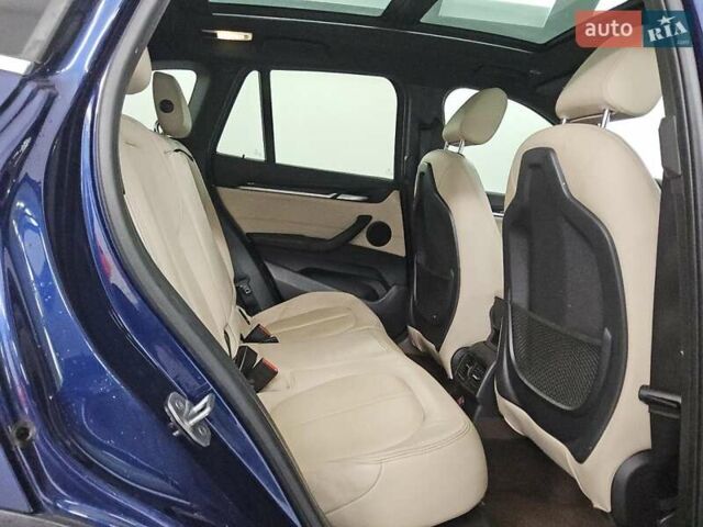 Синій БМВ Х1, об'ємом двигуна 2 л та пробігом 139 тис. км за 3300 $, фото 10 на Automoto.ua