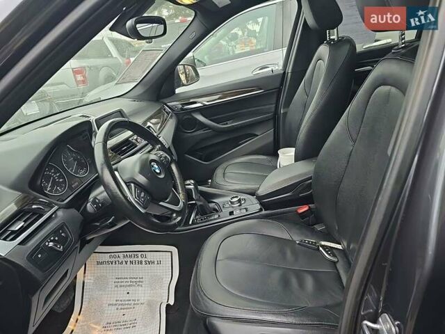 Синий БМВ Х1, объемом двигателя 2 л и пробегом 142 тыс. км за 4500 $, фото 6 на Automoto.ua