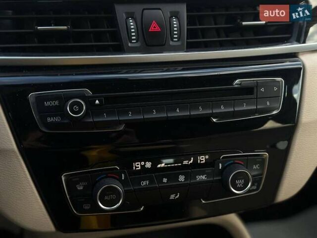 Синій БМВ Х1, об'ємом двигуна 2 л та пробігом 88 тис. км за 22000 $, фото 21 на Automoto.ua