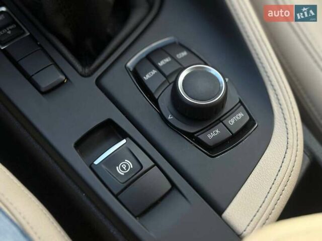 Синій БМВ Х1, об'ємом двигуна 2 л та пробігом 88 тис. км за 22000 $, фото 22 на Automoto.ua