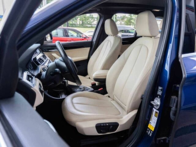 Синій БМВ Х1, об'ємом двигуна 2 л та пробігом 32 тис. км за 15100 $, фото 8 на Automoto.ua