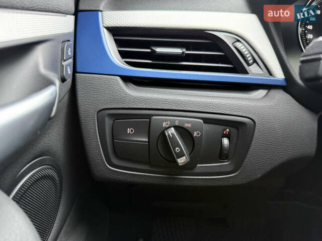 Синий БМВ Х1, объемом двигателя 2 л и пробегом 79 тыс. км за 25000 $, фото 22 на Automoto.ua