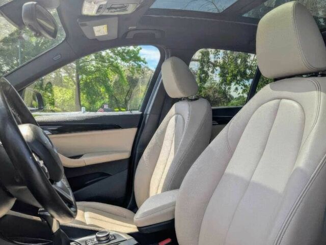 Синий БМВ Х1, объемом двигателя 2 л и пробегом 30 тыс. км за 6500 $, фото 9 на Automoto.ua