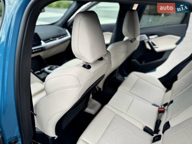 Синий БМВ Х1, объемом двигателя 1.5 л и пробегом 22 тыс. км за 43100 $, фото 12 на Automoto.ua