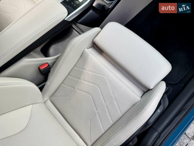 Синий БМВ Х1, объемом двигателя 1.5 л и пробегом 22 тыс. км за 43100 $, фото 45 на Automoto.ua