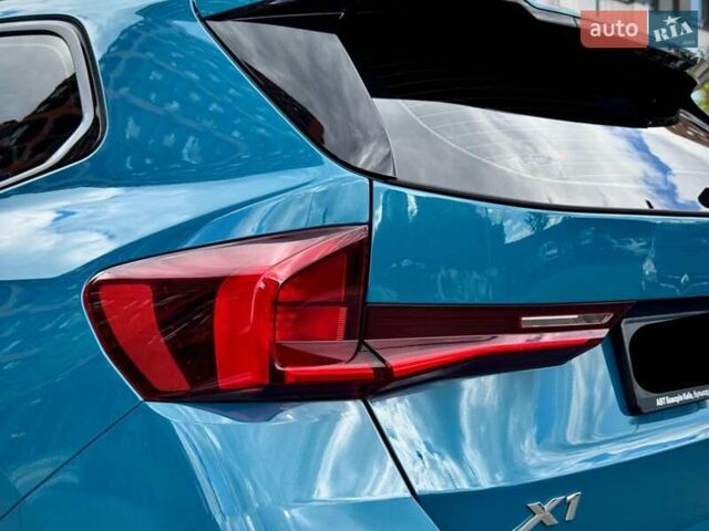 Синий БМВ Х1, объемом двигателя 1.5 л и пробегом 22 тыс. км за 43100 $, фото 8 на Automoto.ua