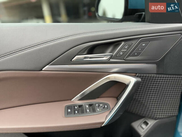 Синий БМВ Х1, объемом двигателя 2 л и пробегом 13 тыс. км за 40799 $, фото 12 на Automoto.ua