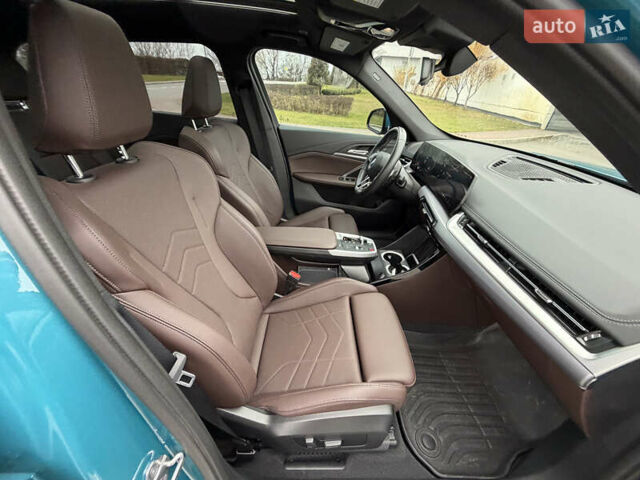 Синий БМВ Х1, объемом двигателя 2 л и пробегом 13 тыс. км за 40799 $, фото 37 на Automoto.ua