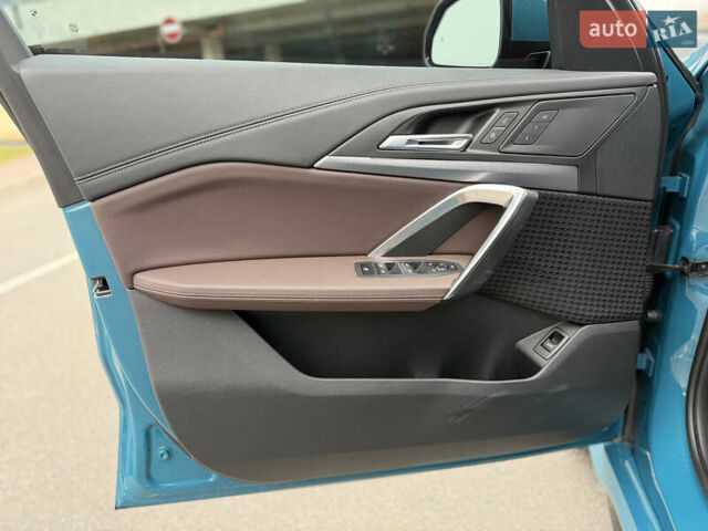 Синий БМВ Х1, объемом двигателя 2 л и пробегом 13 тыс. км за 40799 $, фото 11 на Automoto.ua
