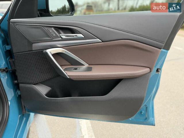Синий БМВ Х1, объемом двигателя 2 л и пробегом 13 тыс. км за 40799 $, фото 34 на Automoto.ua