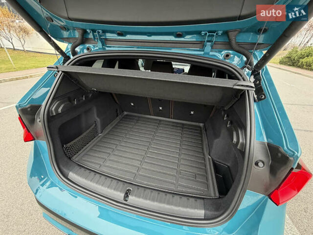 Синий БМВ Х1, объемом двигателя 2 л и пробегом 13 тыс. км за 40799 $, фото 40 на Automoto.ua