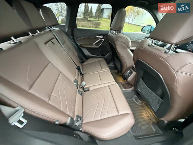 Синий БМВ Х1, объемом двигателя 2 л и пробегом 13 тыс. км за 40799 $, фото 30 на Automoto.ua