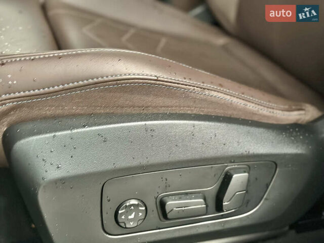 Зелений БМВ Х1, об'ємом двигуна 1.5 л та пробігом 13 тис. км за 55000 $, фото 1 на Automoto.ua