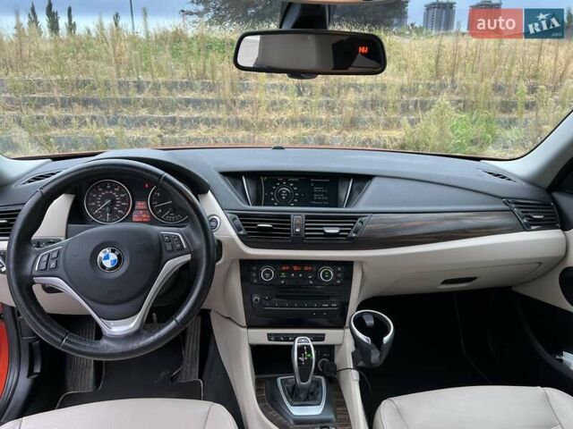 Оранжевый БМВ Х1, объемом двигателя 2 л и пробегом 116 тыс. км за 13400 $, фото 8 на Automoto.ua
