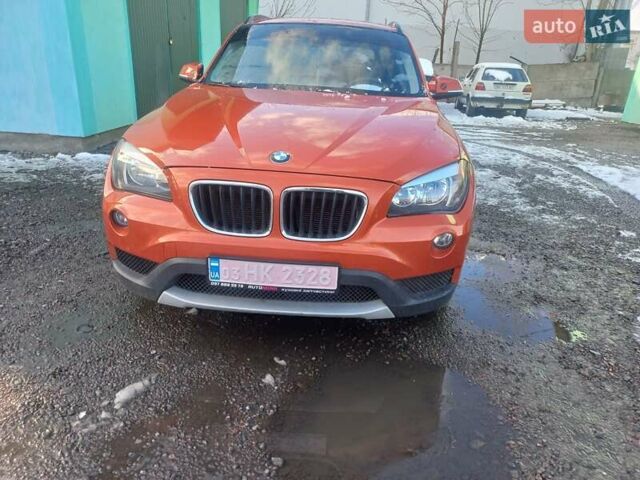 Оранжевый БМВ Х1, объемом двигателя 2 л и пробегом 183 тыс. км за 10500 $, фото 1 на Automoto.ua